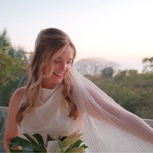 Pleated Tulle Wedding Veil - Fingertip